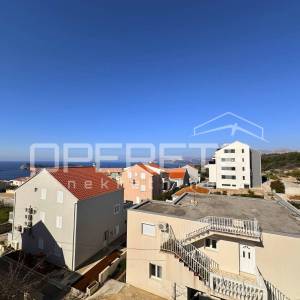 Stan 84,94 m2 s vrtom i 2 parkinga, novogradnja, Cavtat
