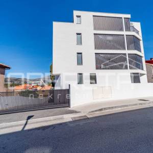 Stan 95 m² u vrhunskoj novogradnji s balkonom, Dubrovnik