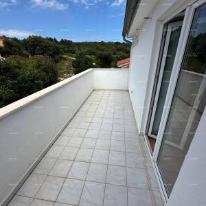 STAN – DUGA UVALA, 40 m² + TERASE!