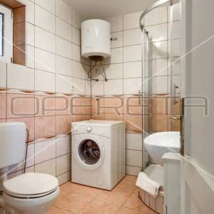Stan na rivi, prvi red, Otok Pag, 49,49m2
