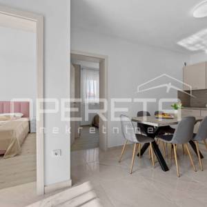 Stan Peroj prizemlje 54,66 m² s parkirnim mjestom blizu mora