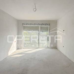 Stan s 2 spavaće sobe i balkonom, pogled na more – Šibenik