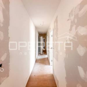 Stan s bazenom i vrtom u Stivašnici, 260,40 m2
