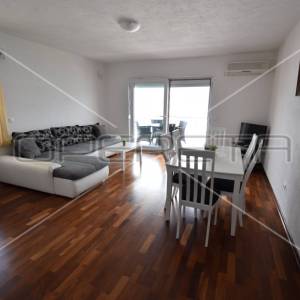Stan s pogledom na more 55m2, lođa 10m2, Okrug Gornji, Čiovo