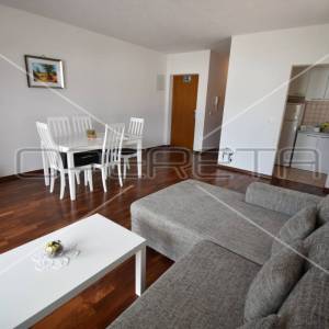 Stan s pogledom na more 55m2, lođa 10m2, Okrug Gornji, Čiovo