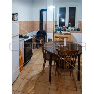 Stan u centru Drniša, 54,80 m2

