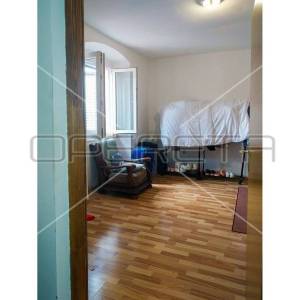Stan u centru Drniša, 54,80 m2
