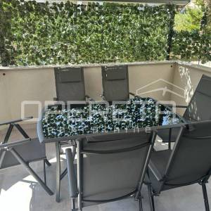 Stan u Novalji 67 m², 2 sobe, 2 terase, parking