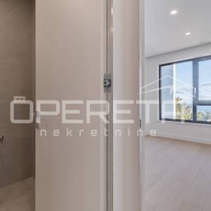 Stan u novogradnji s otvorenim pogledom prema moru, 163,59  m²