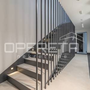 Stan u novogradnji s otvorenim pogledom prema moru, 163,59  m²