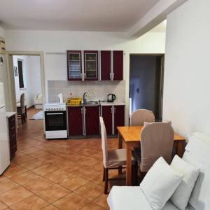 Stara Novalja, trosoban apartman, 60m2, 2.kat