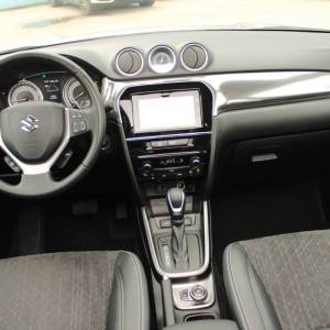 Suzuki Vitara 1.5 Hybrid 4x4 AUTOMATIK *PANORAMA*