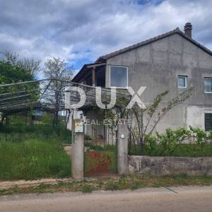 SVETI FILIP I JAKOV, SIKOVO - prizemlje sa okućnicom za adaptaciju