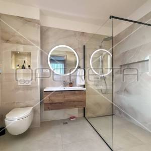 Tematska vila s grijanim bazenom i panoramskim pogledom, Kaštel Stari, Kaštela