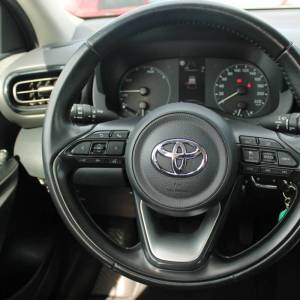 Toyot Yaris 1.5 Hybrid AUTOMATIK *KAMERA*