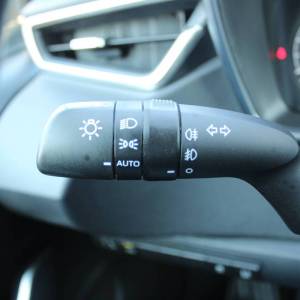 Toyota Corolla 1.8 Hybrid AUTOMATIK *KAMERA*