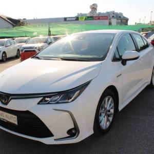 Toyota Corolla 1.8 Hybrid AUTOMATIK *KAMERA*