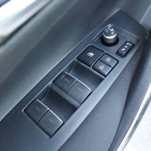 Toyota Corolla 1.8 Hybrid AUTOMATIK *LED, NAVIGACIJA, KAMERA*
