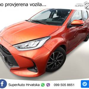 Toyota Yaris 1.5 e-CVT 115 KS, LED+TEM+GR SJED+KAM+NAVI