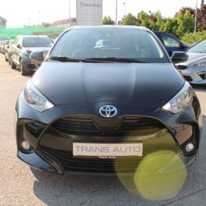 Toyota Yaris 1.5 Hybrid AUTOMATIK *NAVIGACIJA, KAMERA*