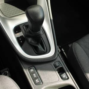 Toyota Yaris 1.5 Hybrid AUTOMATIK *NAVIGACIJA, KAMERA*