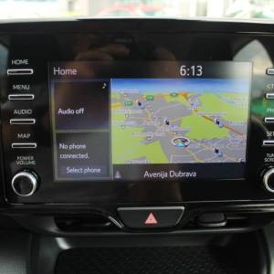 Toyota Yaris 1.5 Hybrid AUTOMATIK *NAVIGACIJA, KAMERA*