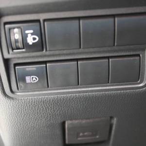 Toyota Yaris 1.5 Hybrid AUTOMATIK *NAVIGACIJA, KAMERA*