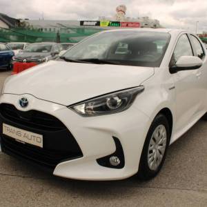 Toyota Yaris 1.5 Hybrid AUTOMATIK *NAVIGACIJA,KAMERA*