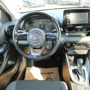 Toyota Yaris 1.5 Hybrid Dynamic AUTOMATIK *KAMERA*
