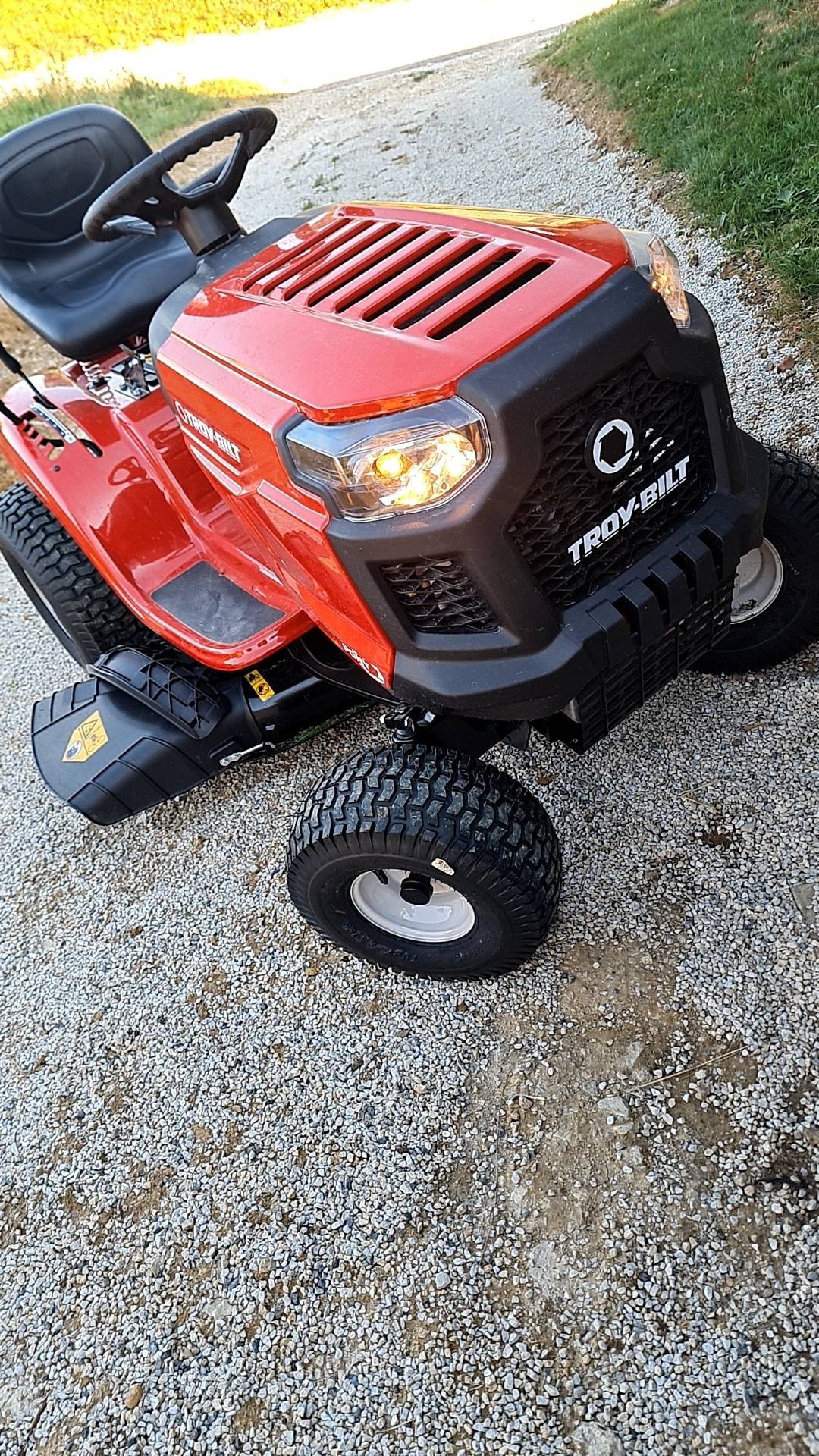 Traktor kosilica MTD