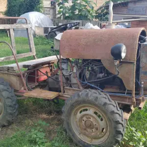 Traktor ručni rad 4x4, reduktor