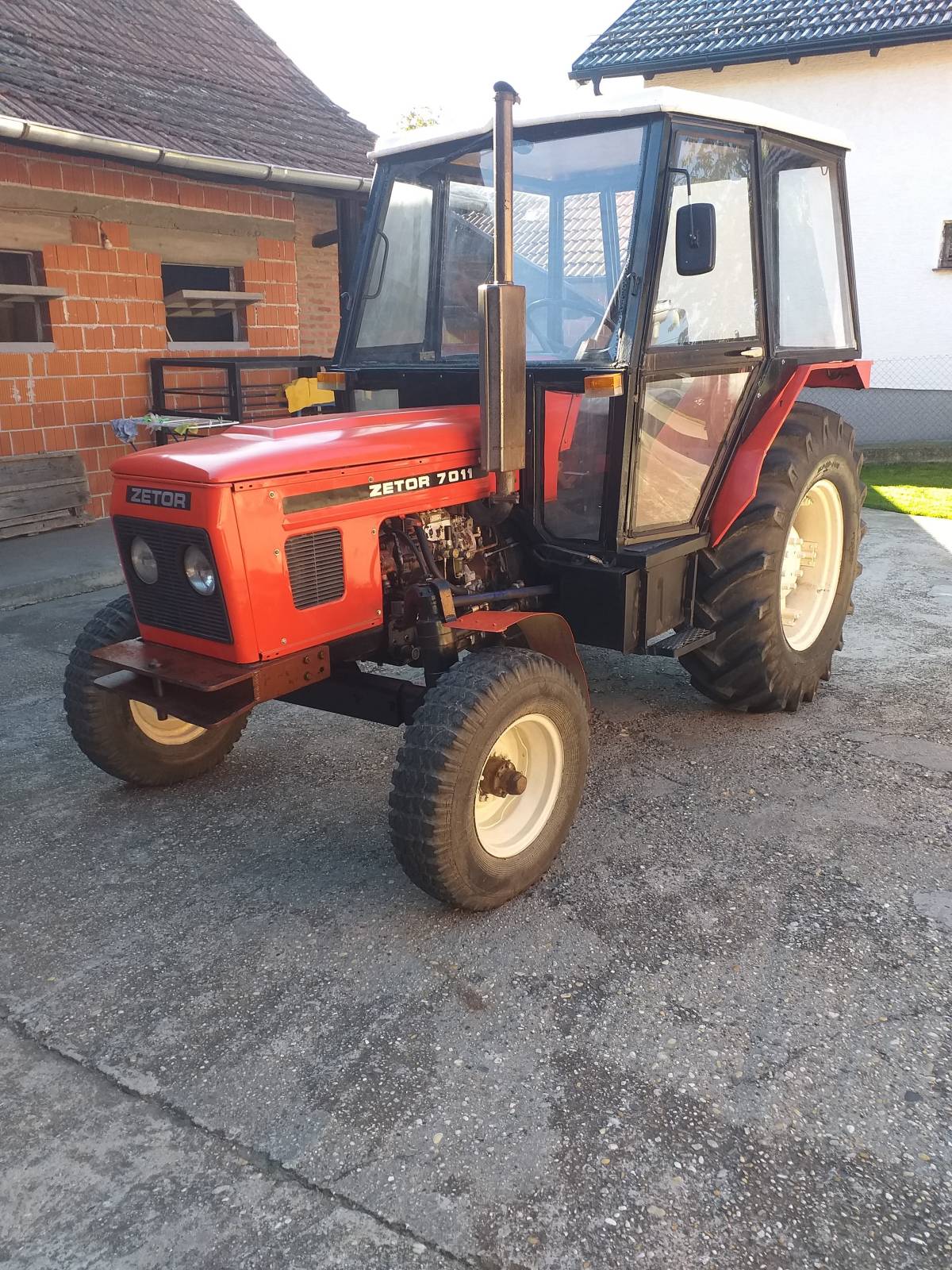 traktor zetor 7011 83 g