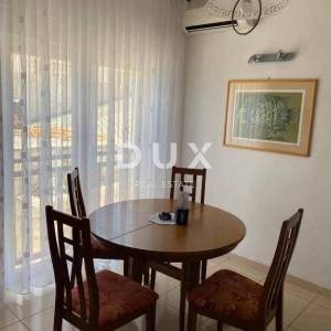 TROGIR, ČIOVO - Prostrana apartmanska kuća u blizini mora