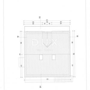 TROGIR, ČIOVO - Prostrana apartmanska kuća u blizini mora