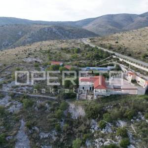 Trogir, Plano, građevinsko zemljište sa pogledom na zaljev