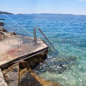 TROGIR, SEGET VRANJICA, VILA SA 3 APARTMANA