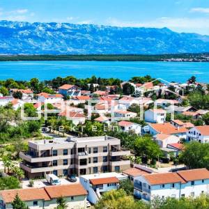 Trosoban stan u novogradnji,110 m2, 300 m od mora, Sabunike, Privlaka