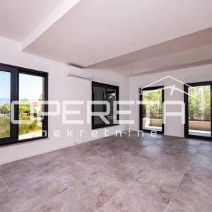 Trosoban stan u novogradnji,110 m2, 300 m od mora, Sabunike, Privlaka