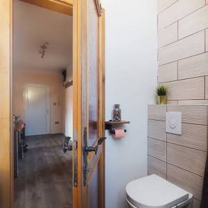 Trosobni, 77m2, namješten, 1.kat, parking,