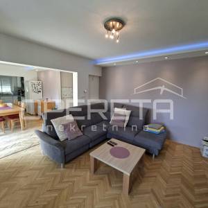 Trosobni stan sa natkrivenom terasom 112 m2, Blatine