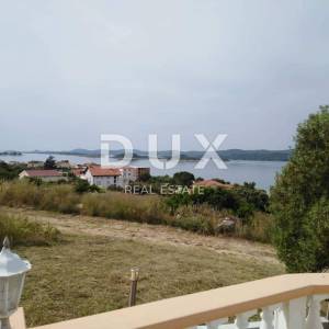 TURANJ - hotel prvi red do mora
