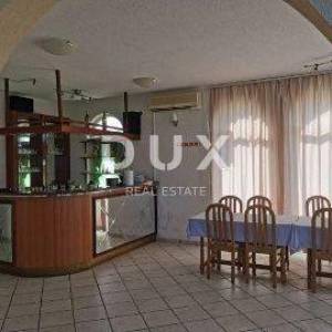 TURANJ - hotel prvi red do mora