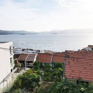 Turistički objekt sa šest apartmana - Komarna (Dubrovačko-neretvanska županija)