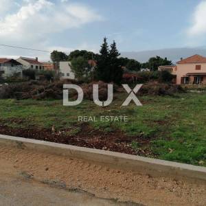UGLJAN - građevinsko zemljište 2. RED DO MORA!!!- 1250m2 za obiteljsku kuću/  villu/ apartmane/ kuće za iznajmljivanje- odmor s...