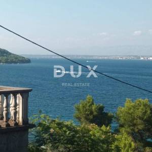UGLJAN, KALI - Kuća s pogledom na more i prostranom okućnicom