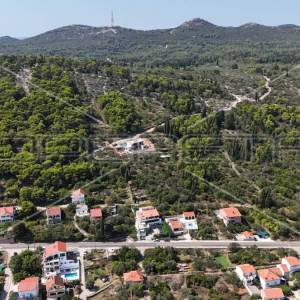 UGLJAN, PREKO – Građevinsko zemljište 536 m² s panoramskim pogledom na more i Za