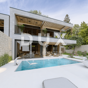 UMAG, LOVREČICA - Luksuzna vila 100m od mora