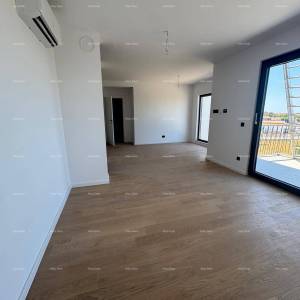 UMAG – Novogradnja! Stan  u modernom stambenom kompleksu