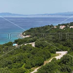 Unikatna vila sa čarobnim pogledom u Njivicama, Krk