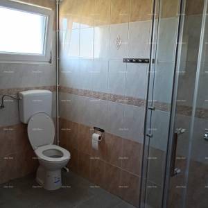 VALTURA, KUĆA s 4 STANA